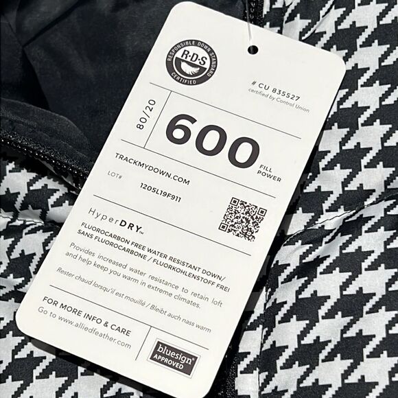 ☘️NWT Lands’ End 600 Fill Down Puffer Vest☘️ - Picture 6 of 7